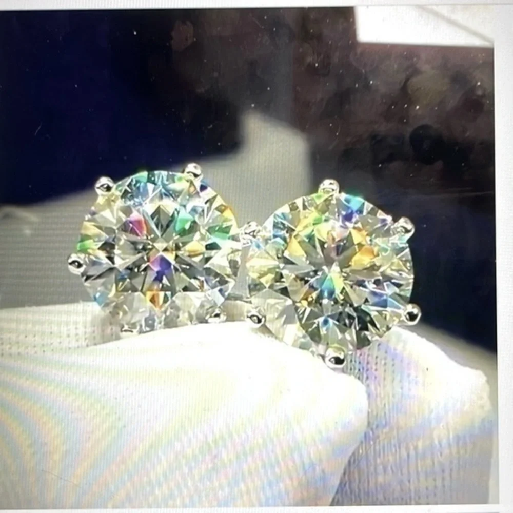 Diamond Moissanite Earrings 1/2 caret